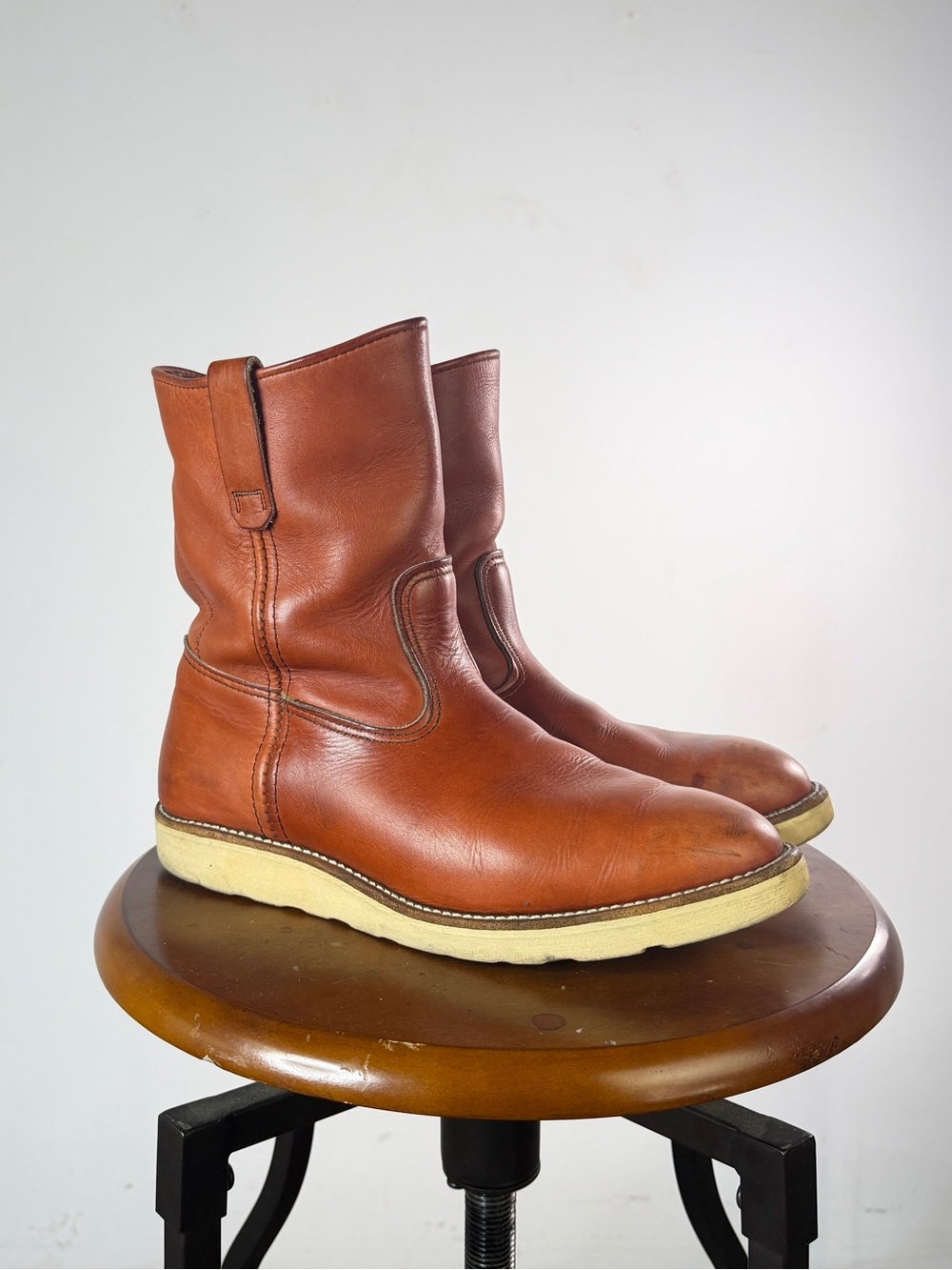 Men's Brown Leather Pull-On Boots